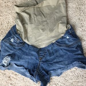 Jessica Simpson maternity jean shorts small
